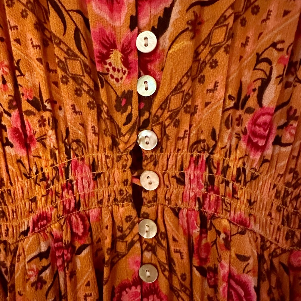 Amber babushka gown 🧡 - Picture 15 of 15